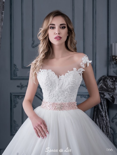 https://www.sposa-lia.com/images/stories/virtuemart/product/166       (2).jpg
